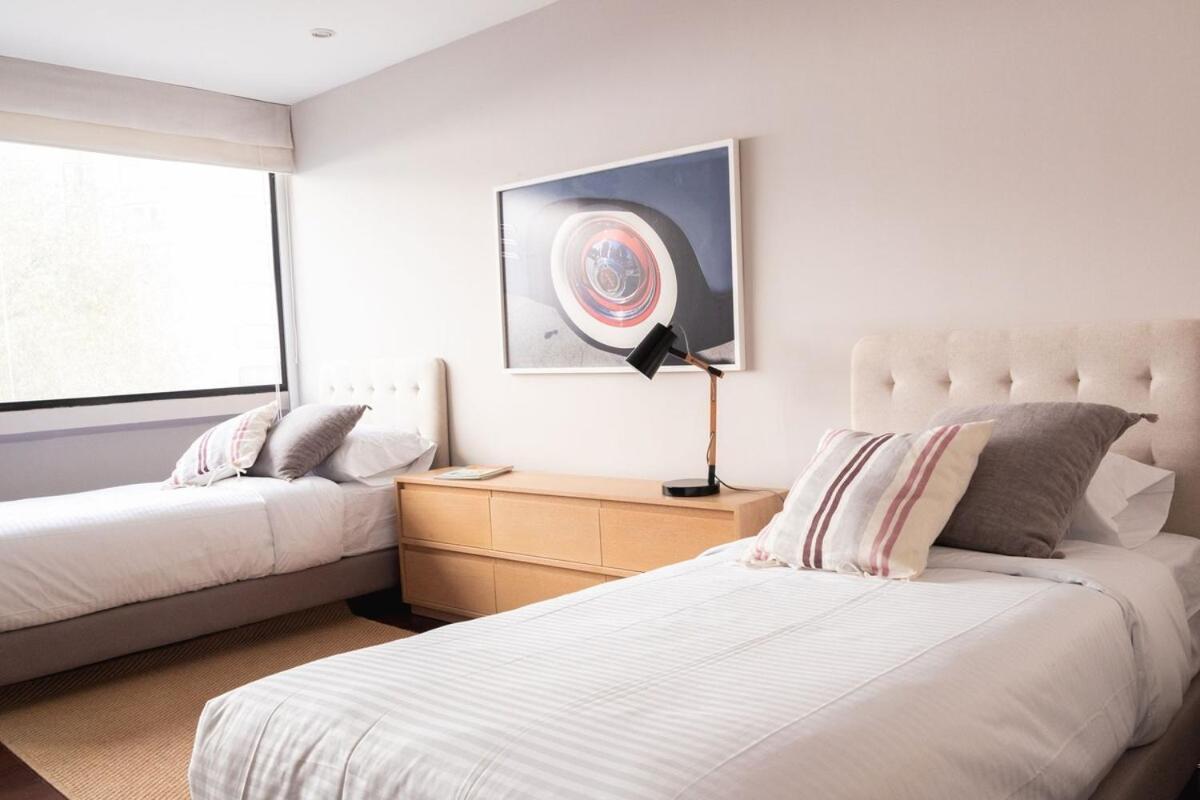 Luxury Living In Nogal 3 Bedrooms & Terrace Apartment